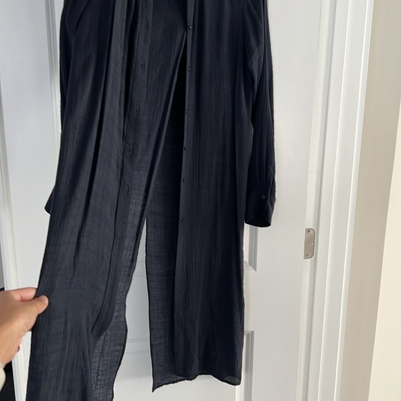 Zara Button Down Shirt - Picture 2 of 5